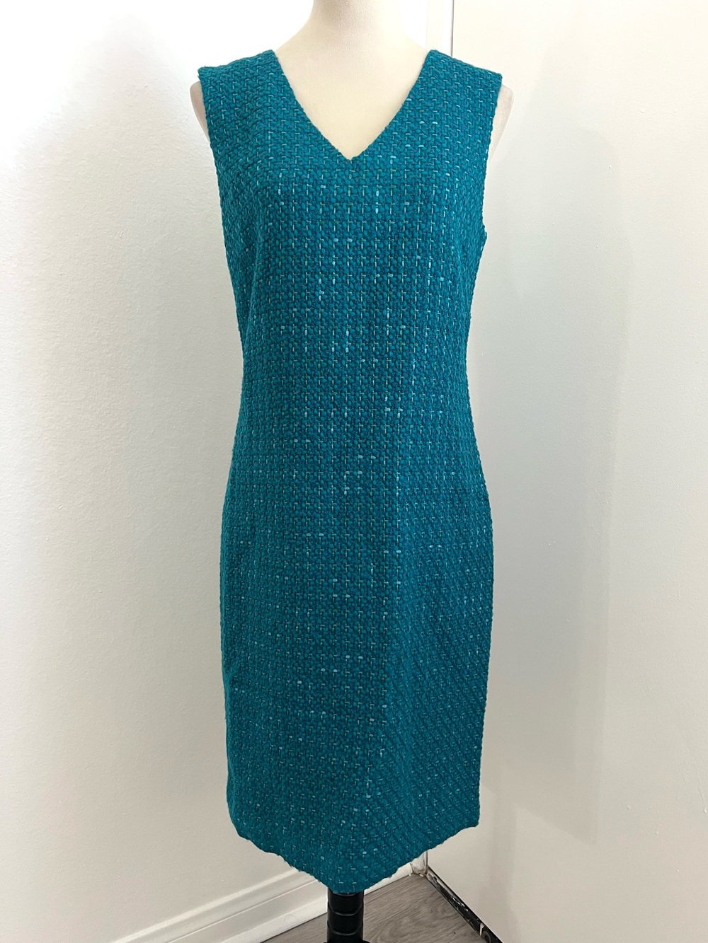 ST. JOHN Midi Dress Textured Teal Blue Midi Shift Sheath Dress Size 8 NWT